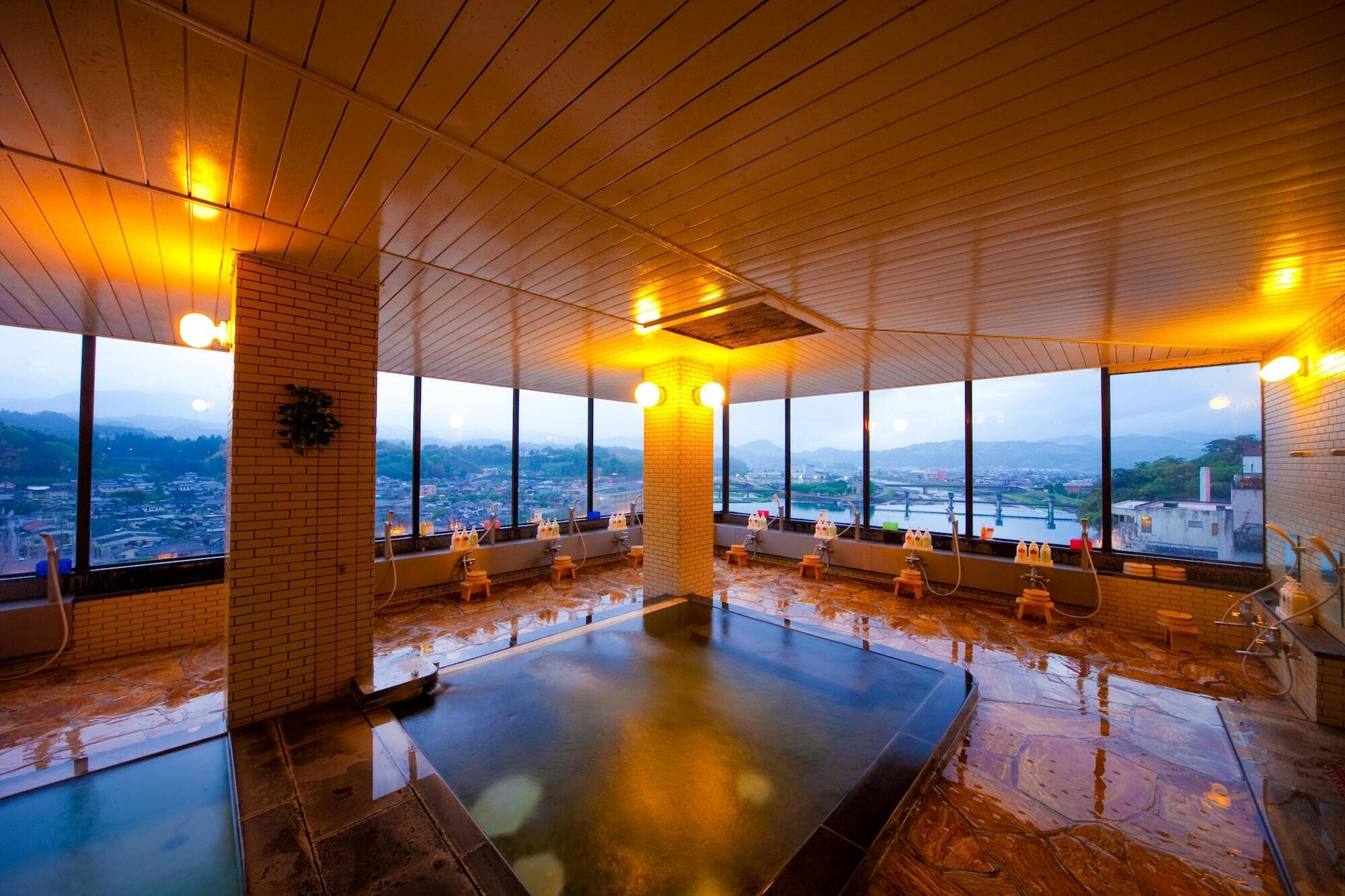 Mikuma Hotel Hita Buitenkant foto